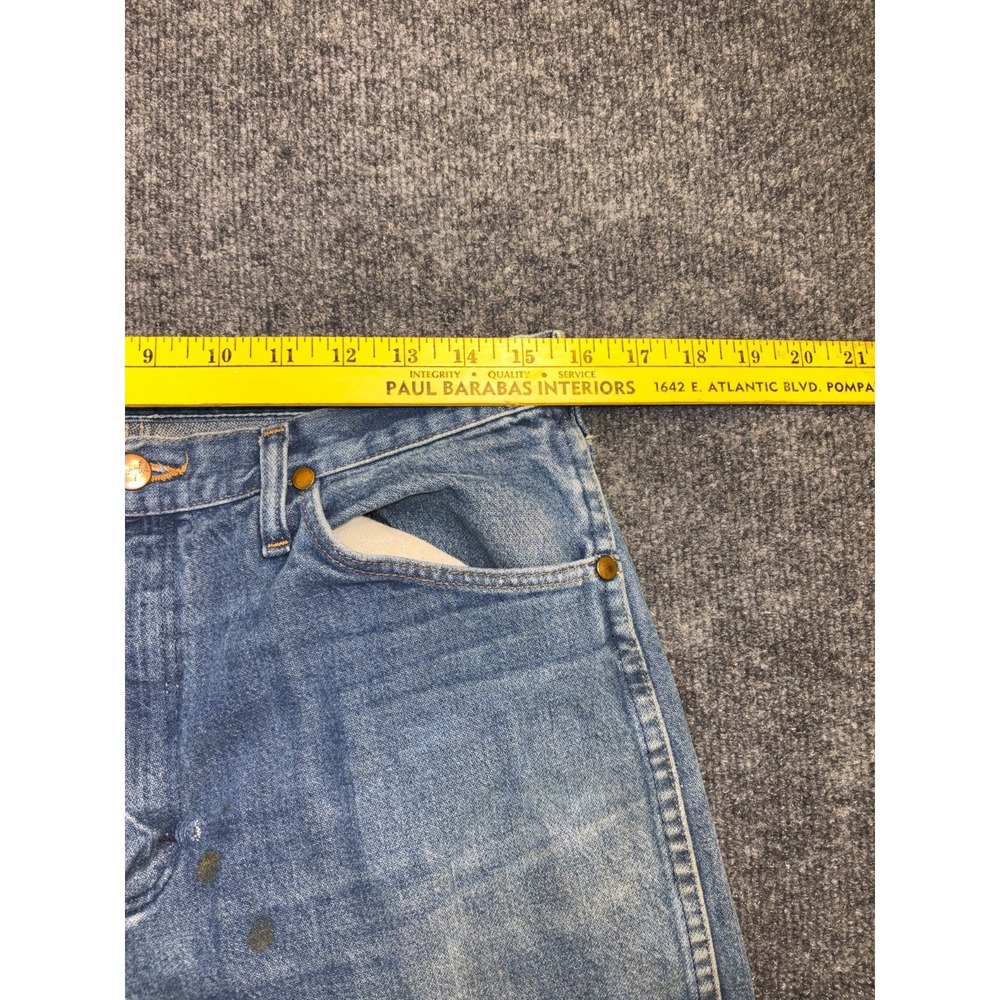 Wrangler 13MWZ Cowboy Cut Jeans Mens 34x30 Blue Denim Medium Wash Straight Leg - Picture 9 of 13